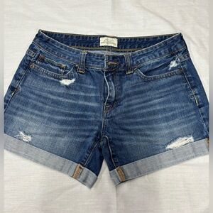 Aeropostale women’s cuffed Jean shorts. Size 7/8 regular